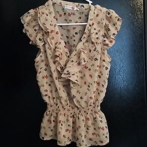 Ruffled Body Central Floral top